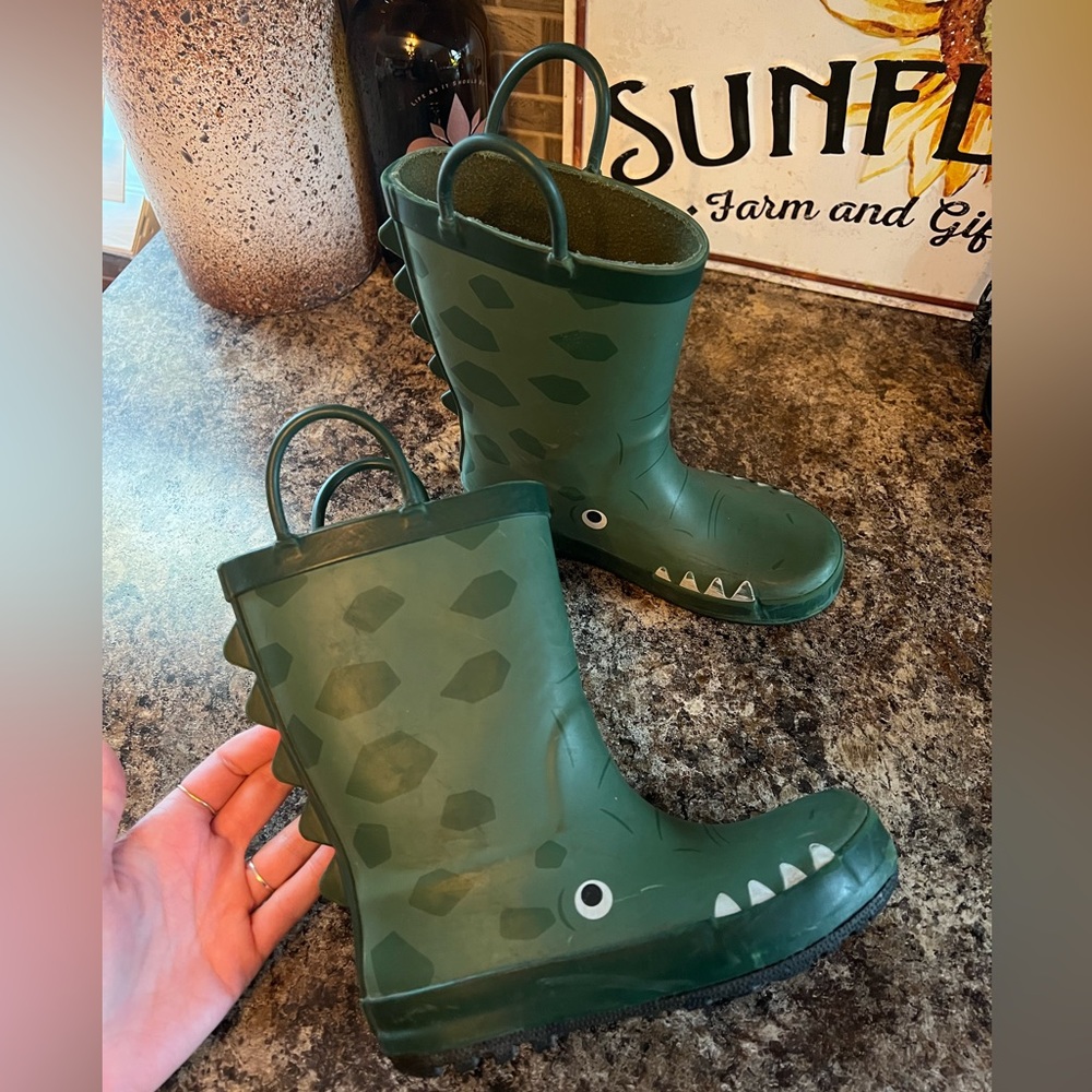 Toddler rain boots